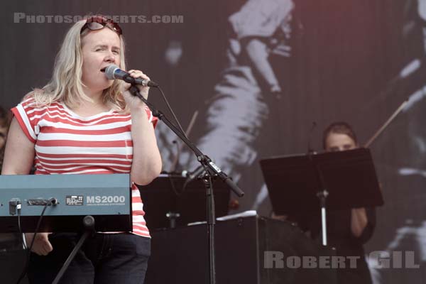 BELLE AND SEBASTIAN - 2013-08-23 - SAINT CLOUD - Domaine National - Grande Scene - 